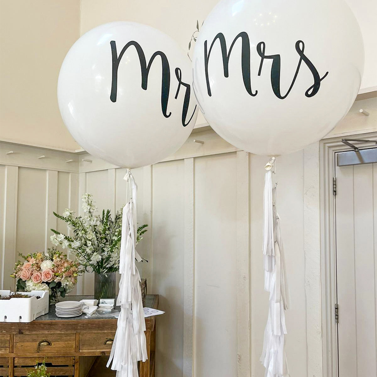 Set of 2 Mr & Mrs Wedding Giant Balloons Bespoke Tassel Tail